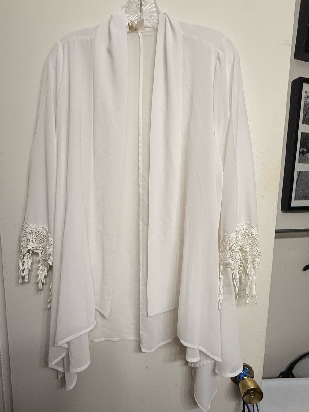 White Boho Open Front Kimono Cardigan with Crochet Lace Sleeves | Size Small